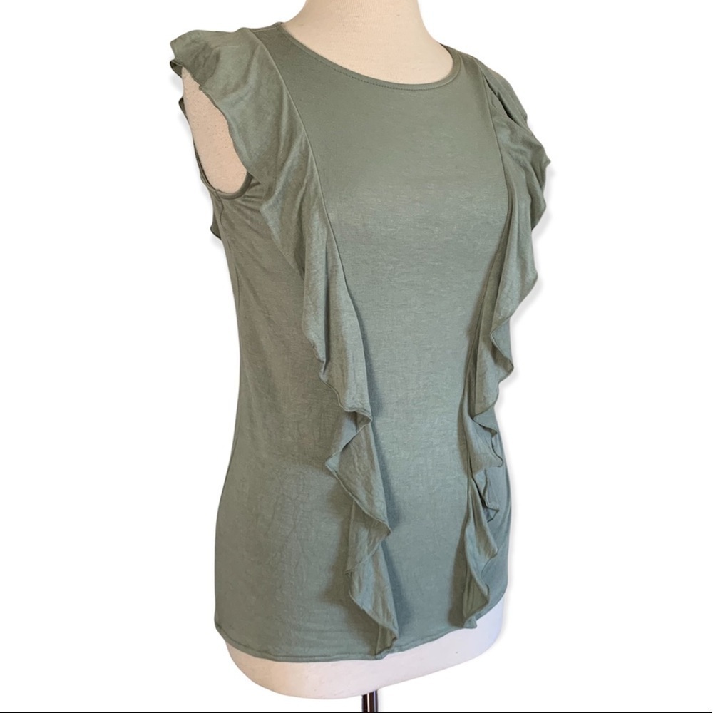 JOSEPH A Medium/Large Sleeveless Ruffled shirt - Picture 2 of 9